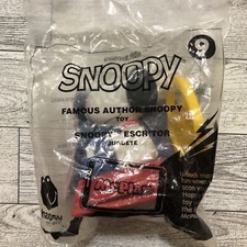 Peanuts Snoopy McDonald  s Toy Famous Author Snoopy In Sealed Bag New