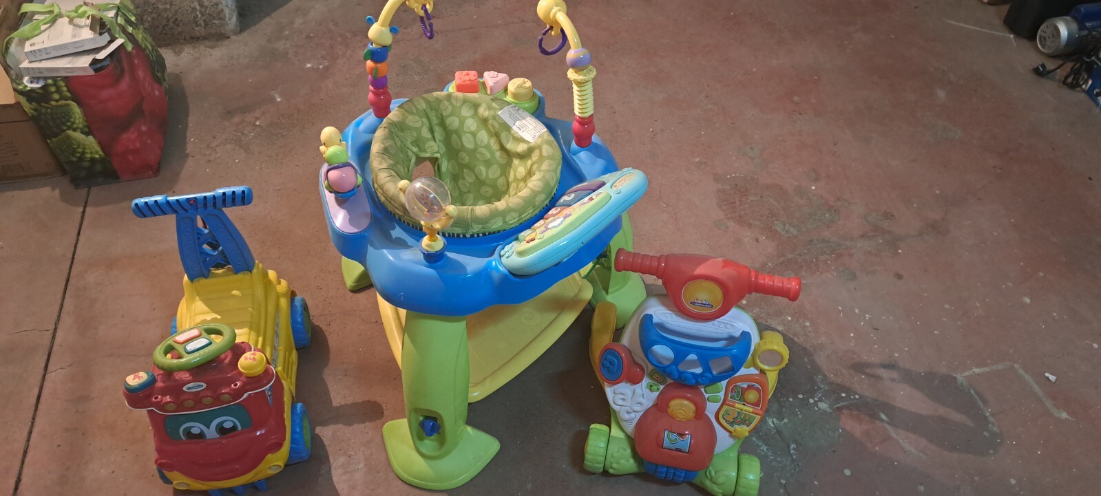 Giochi primi passi bambino