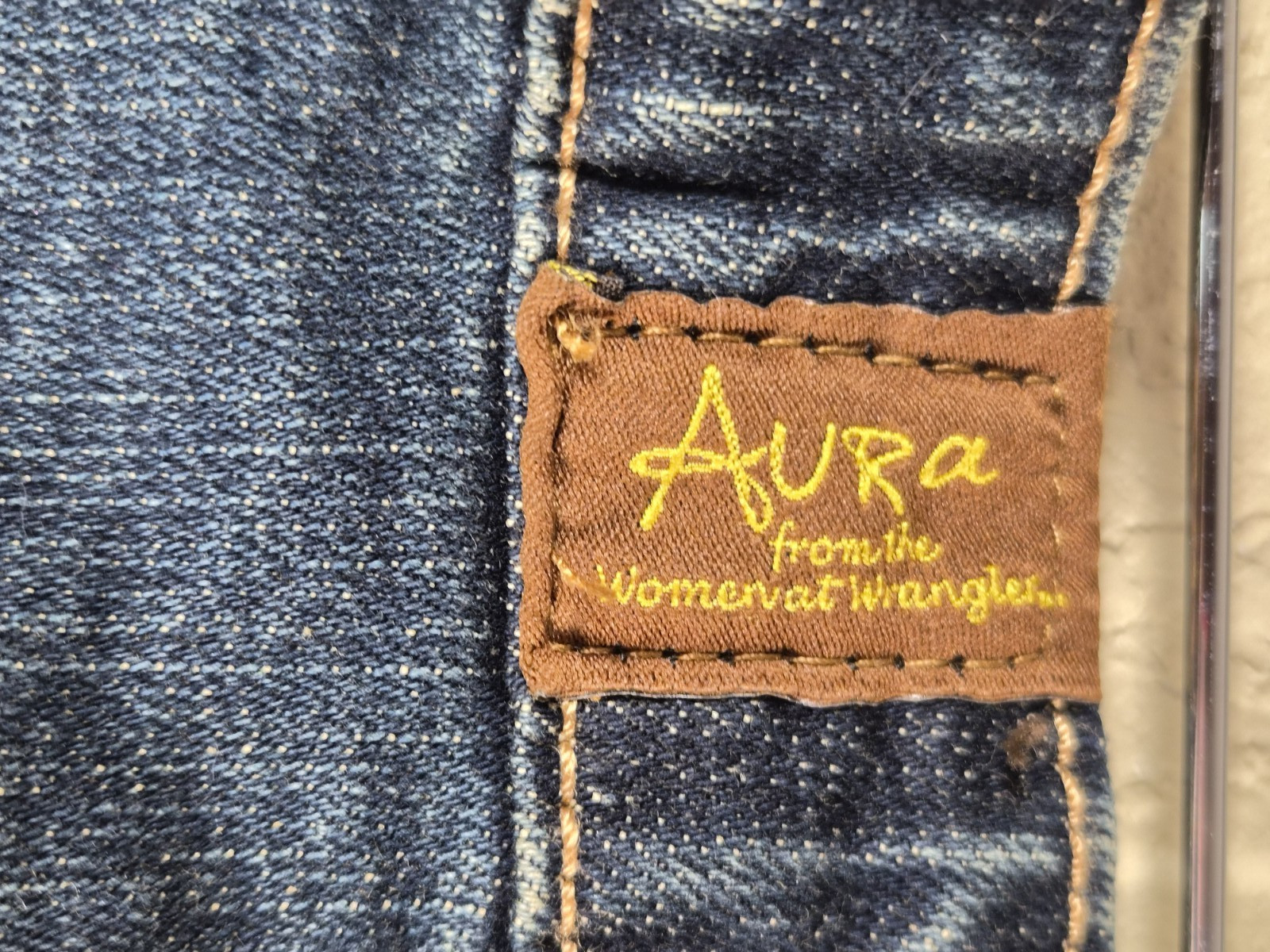 Aura by Wrangler Womens Jeans Blue Denim Straight Leg Size 12P Short Petite image 3