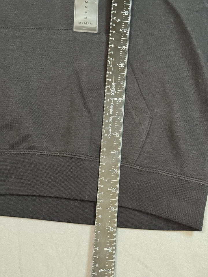 Nike Women's  Sweatshirt size M BV4124-010 NWT - Image 3 of 4