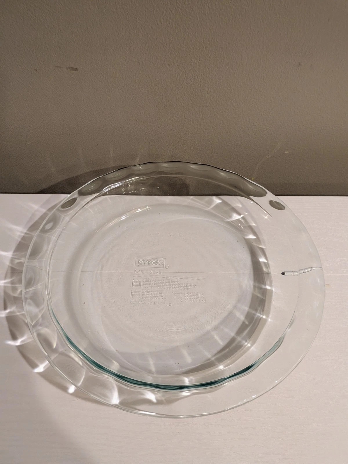 Pyrex #C209 Clear Glass Pie Plate Baking Deep Dish Pan - 9.5 Inch Scalloped
