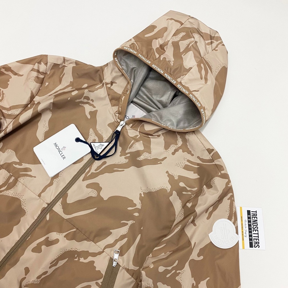 100% AUTHENTIC MONCLER CHARDON SIZE L 3 LARGE CAMO WINDBREAKER