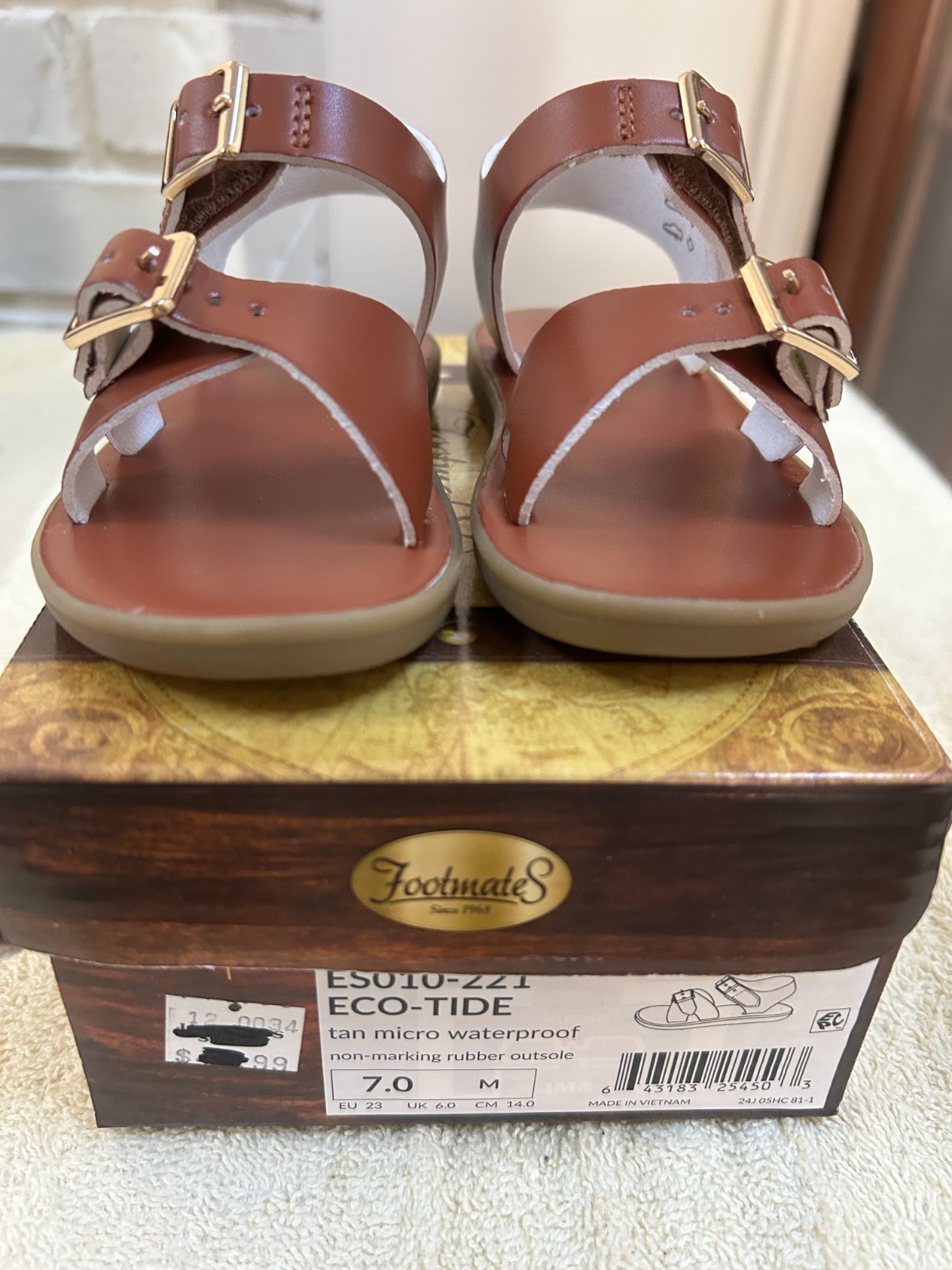 Footmates Sandalia Niño Talla 7 Tide Tan Impermeable Gancho y Lazo Fácil Encendido/ApagadoNuevo