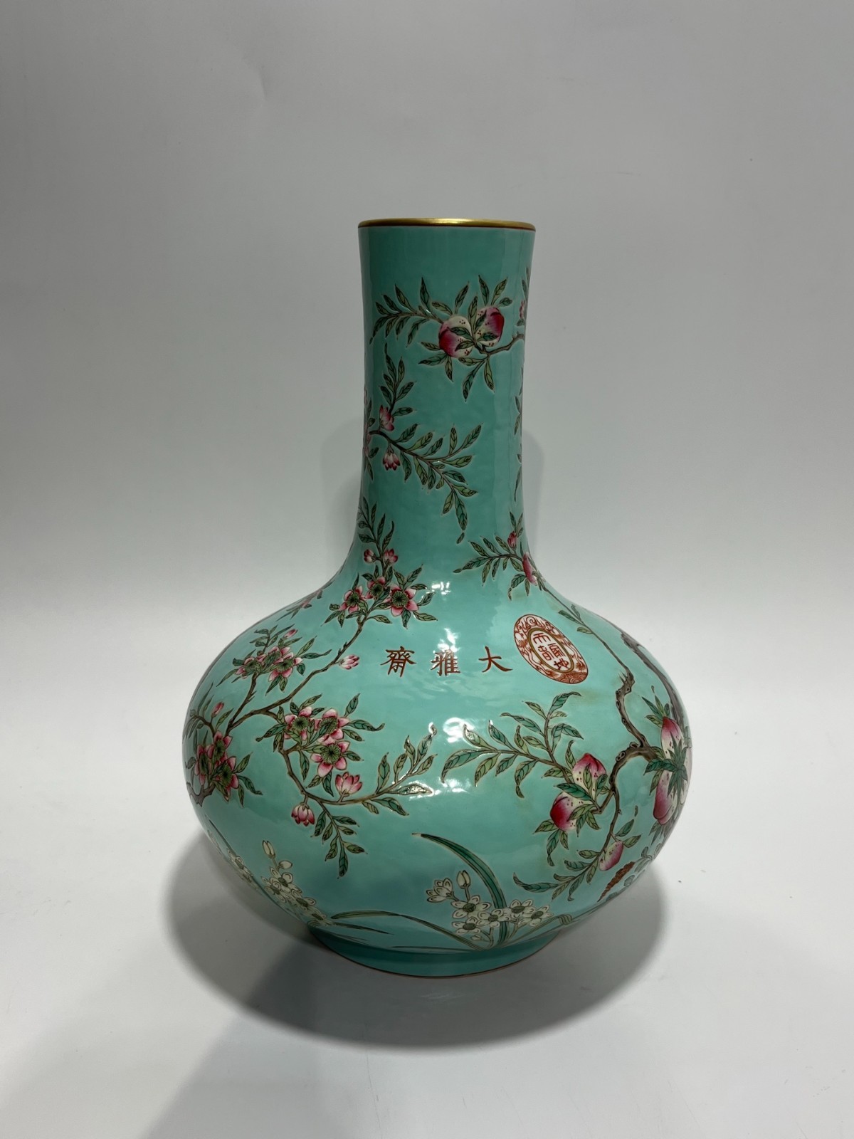 Nice Chinese Art Handmade Painting Famille Rose Porcelain Plants Shang Vase