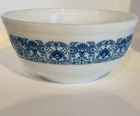 VINTAGE PYREX Horizon Blue #403 2 1/2 Qt BOWL
