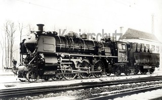 Foto 18 521 (mit neuem Kessel aber noch nicht umgezeichnet) Mü. Allach 1953