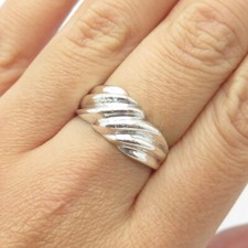 925 Sterling Silver Vintage Ribbed Ring Size 8