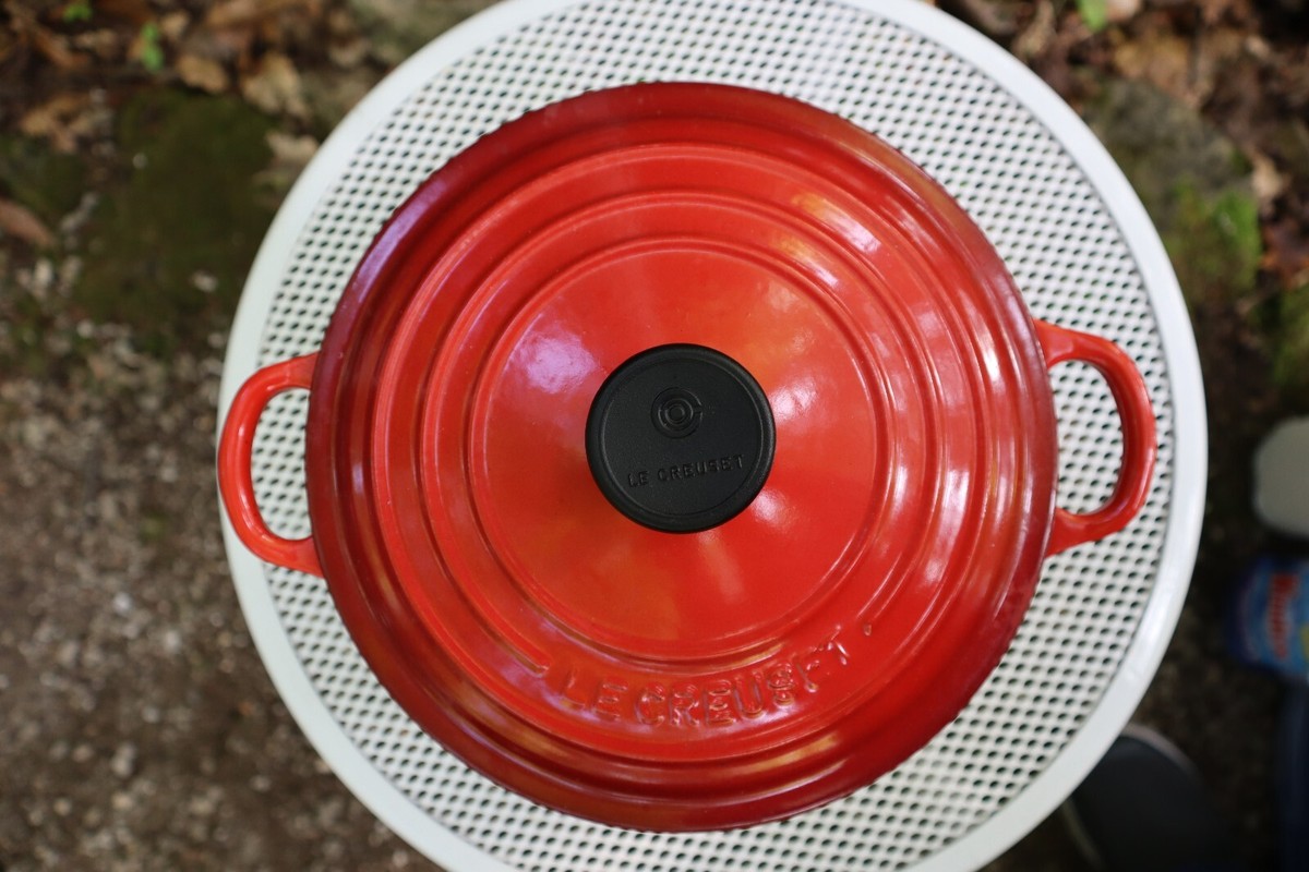 Beautiful Condition Le Creuset Cerise Cocotte Ronde 20cm Cast Iron