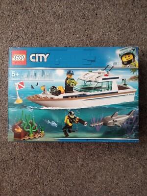 Boat Lego 60211 LEGO City Great Vehicles: Diving Yacht (60221