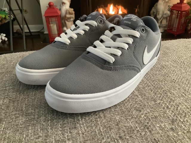 Size 6 - Nike SB Check Solarsoft Canvas 