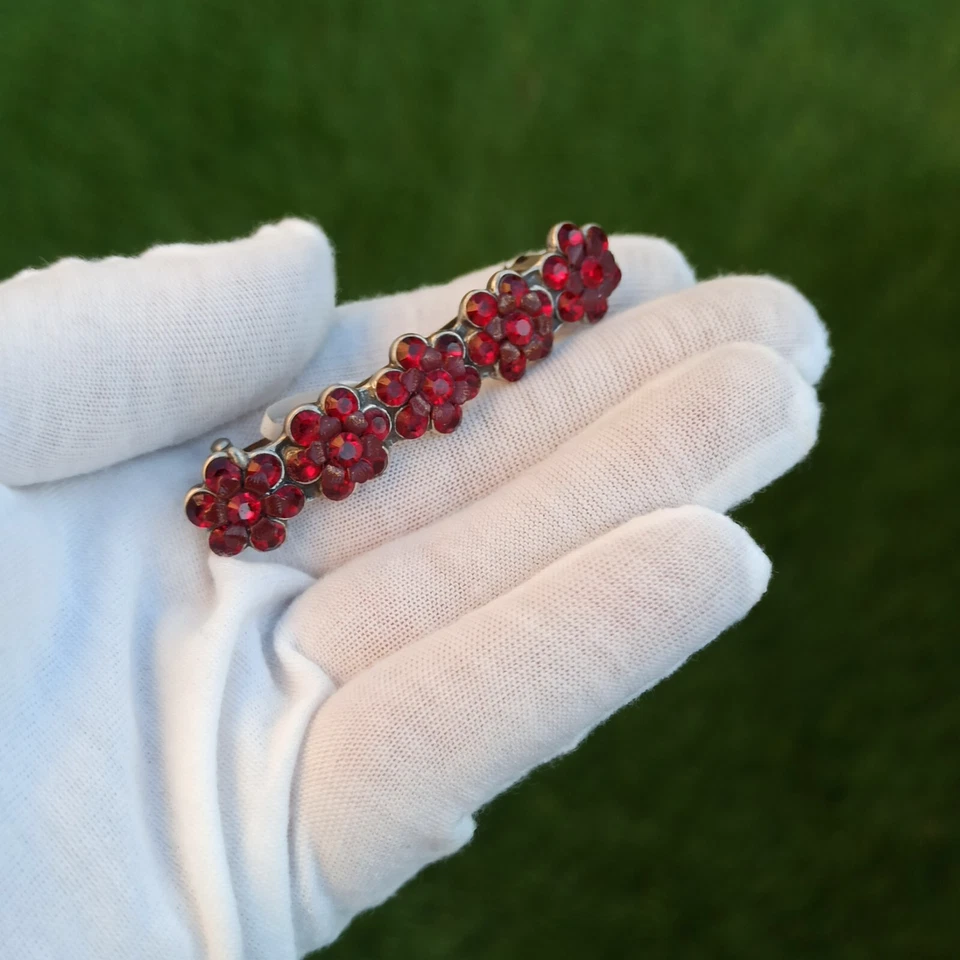 Clip de pelo Michal Negrin flor roja profunda y cristales de Swarovski enchapados en plata nuevo con etiquetas Foto 3 de 4