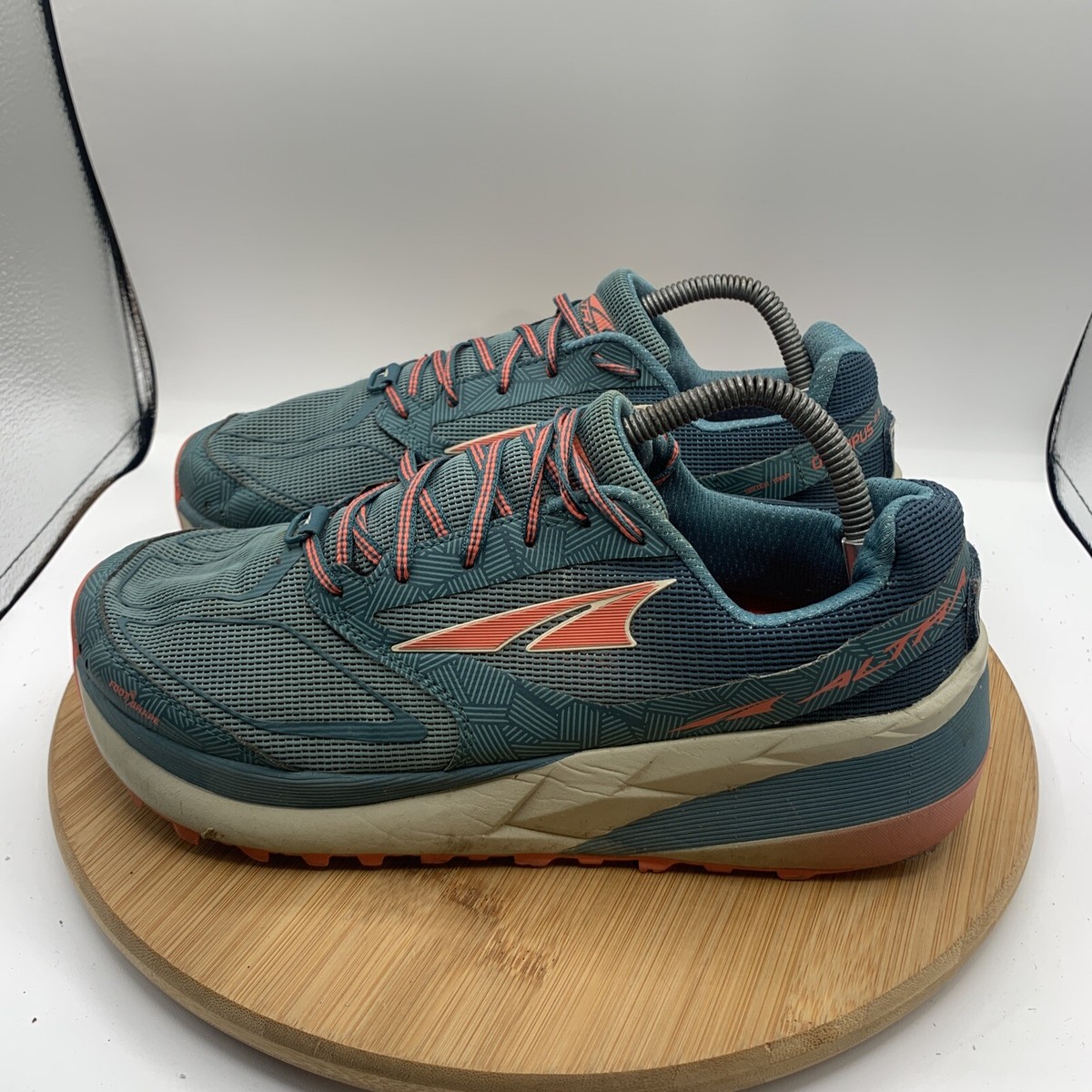Altra Olympus Womens Trail Running Shoes Size Green