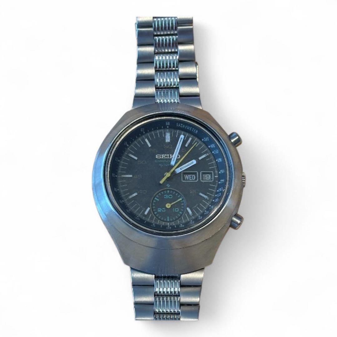 Black 1978 Vintage Dial 6139-7100 17 Automatic Chronograph Seiko Jewel - VintageWatches.PK Black 1978 Vintage Dial 6139-7100 17 Automatic Chronograph Seiko Jewel - vintagewatches.pk