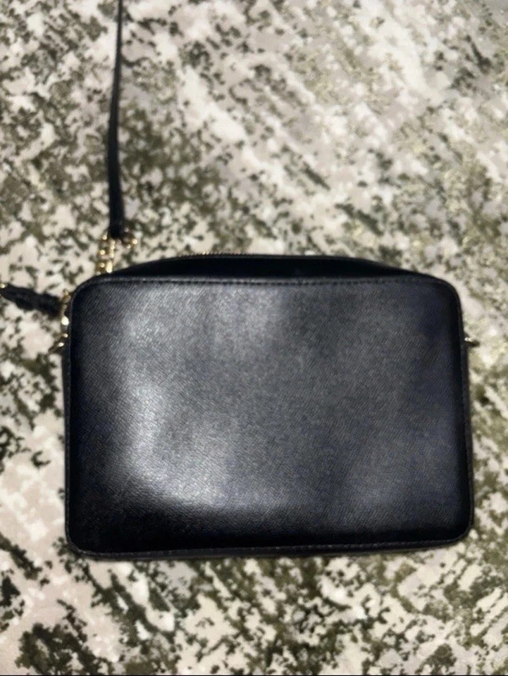 Michael Kors Jet Set Small Black Leather Zip Crossbody Bag Gold Hardware Strap, photo 4 of 5