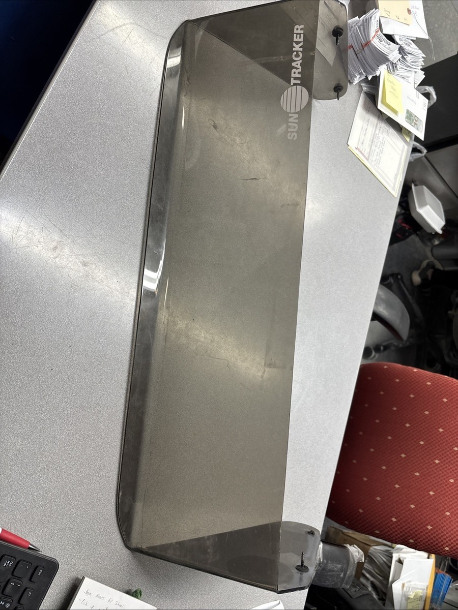 Boat Windshield~ Bass Tracker / Sun Tracker - Replacement