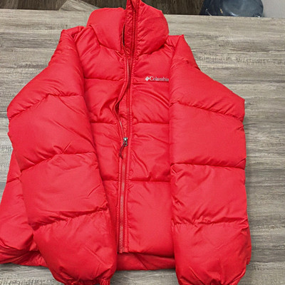 Columbia Puffect Women s M Red Down Insulated Puffer Jacket Full Zip Short