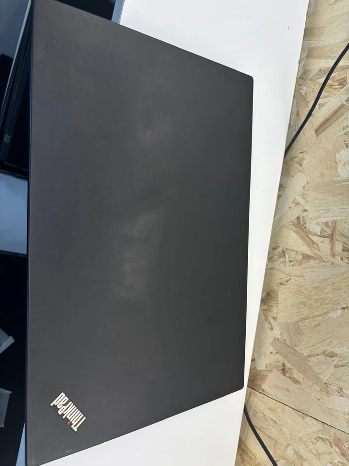 Lenovo ThinkPad T470 14" (256GB SSD, Intel Core i5-6300U, 2,4GHz, 12GB RAM)... - Immagine 4 di 4