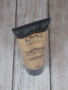 nyx medium beige foundation