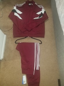 burgundy adidas set