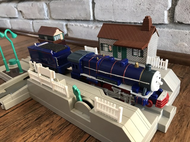 trackmaster breakdown train