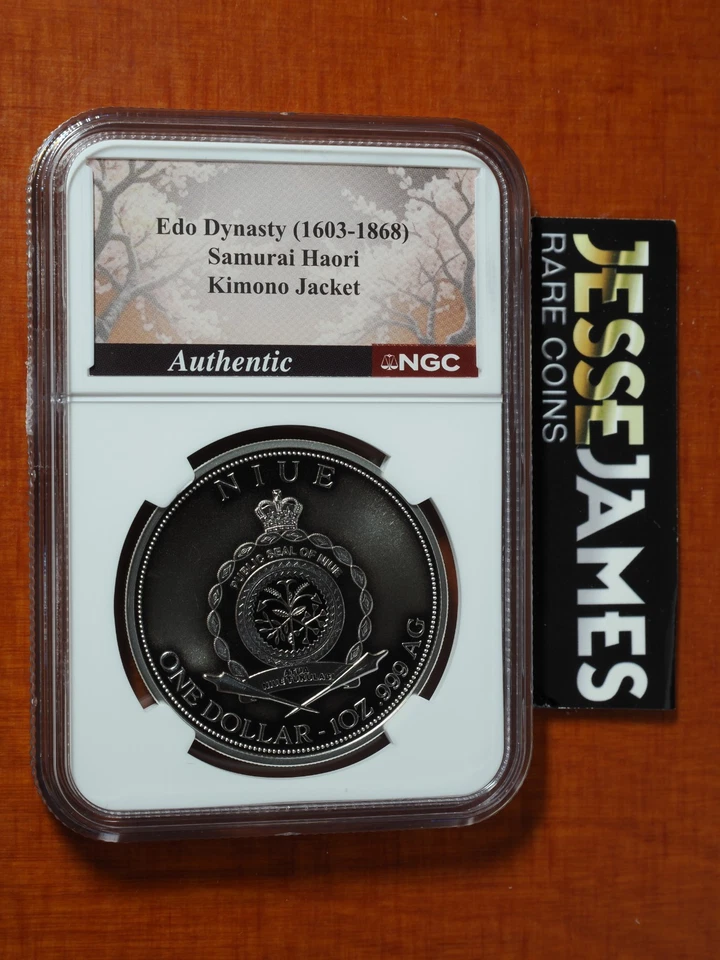 CHAQUETA KIMONO 2025 $1 PRUEBA INVERSA PLATA ENVEJECIDA SAMURAI & DRAGON NGCX PF 10 Foto 2 de 2