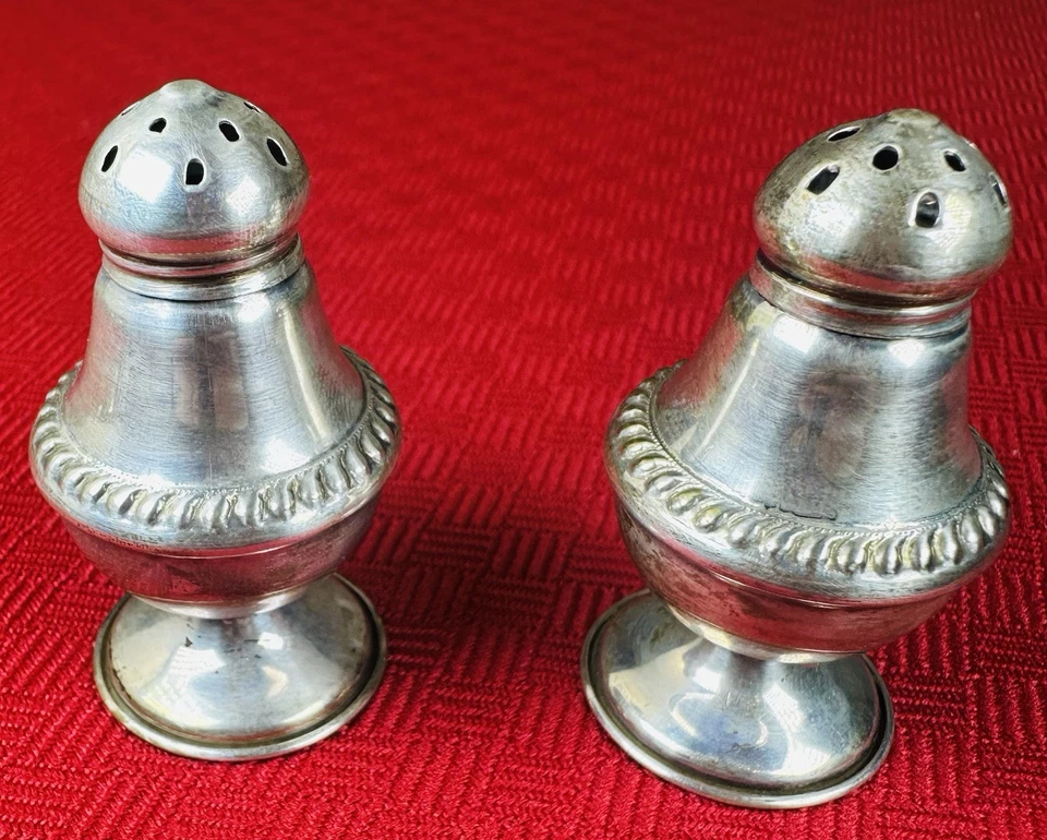 Par de cocteleras de sal y pimienta con peso de plata esterlina internacional de colección decoración de mesa Foto 3 de 4