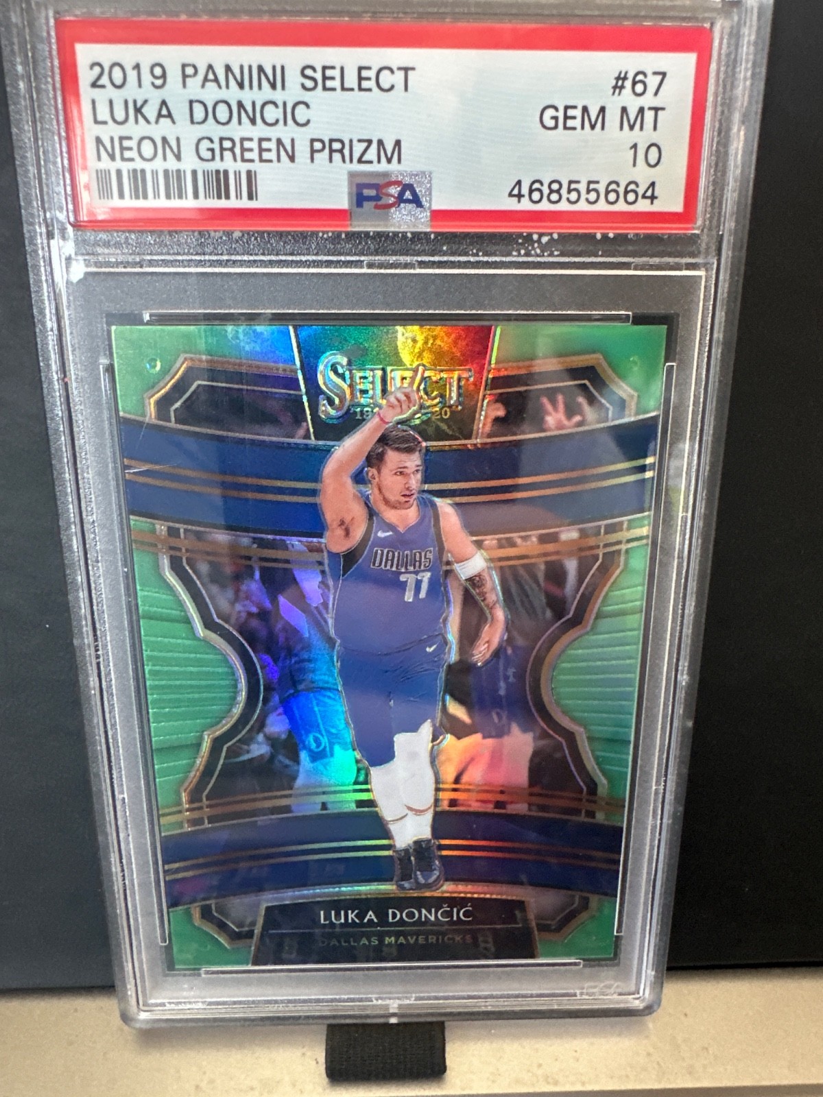 2019 Panini Select LUKA DONCIC #67 NEON GREEN Prizm 1/75  PSA 10 First On Print!
