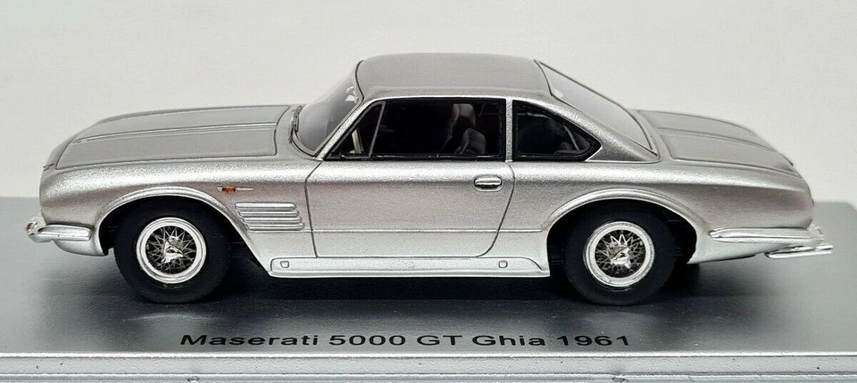 Kess 1/43 - Maserati 5000 GT Ghia 1961 Silver Resin Model Car - Image 4 of 4