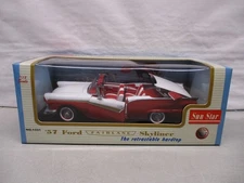 Sun Star 1957 Ford Fairlane Skyliner 1/18