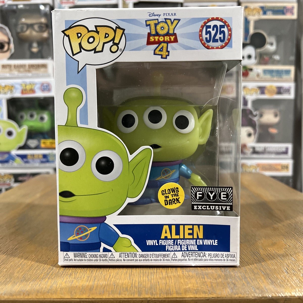 Toy Story Alien Claw Glow in the Dark 8 Bit Funko Bitty Pop! Arcade Cabinet