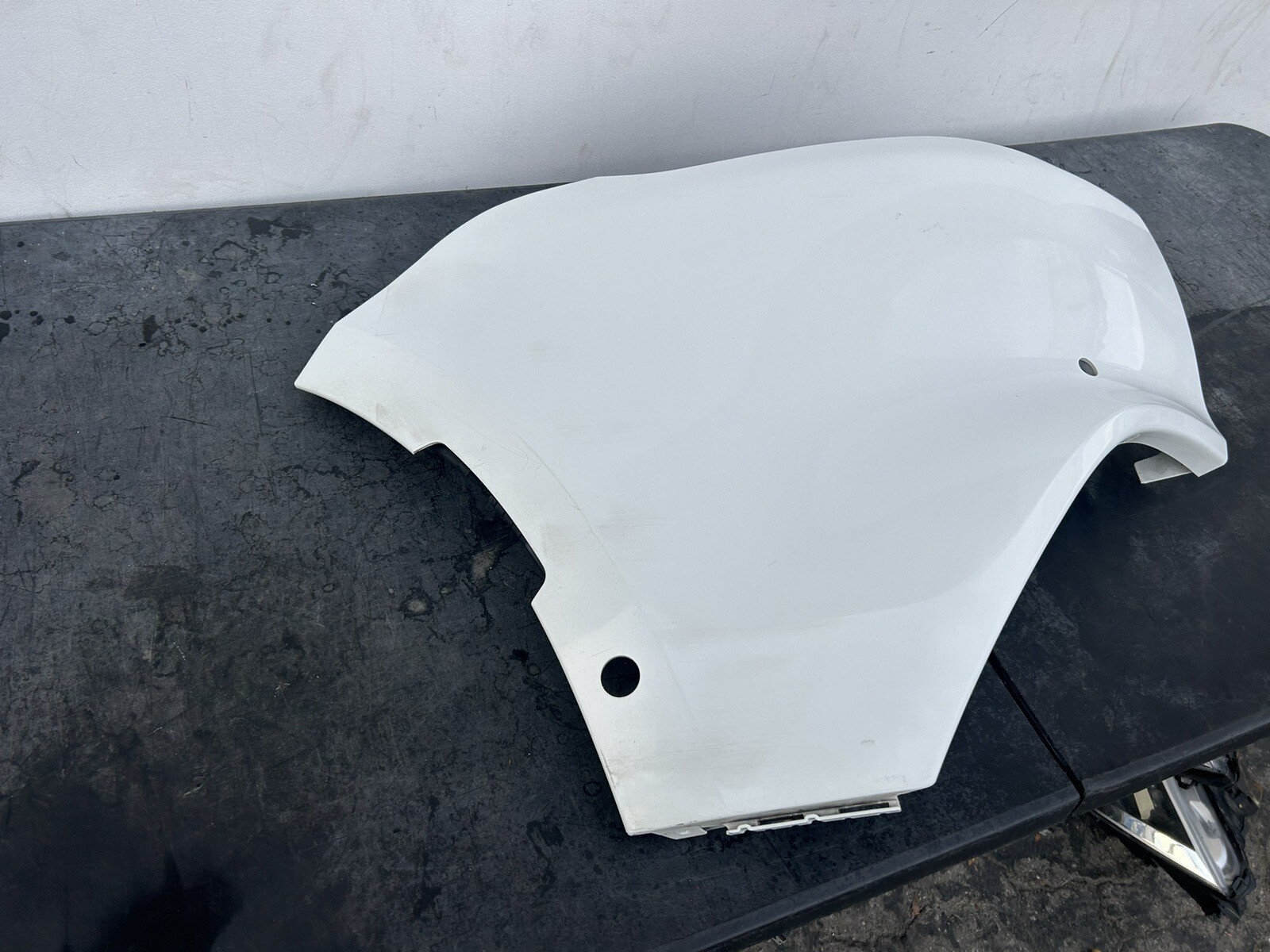 2022 Aston Martin DBX / SUV  REAR LH BUMPER COVER