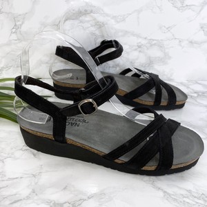 Women's Naot, Ainsley Slide Sandals | Peltz Shoes