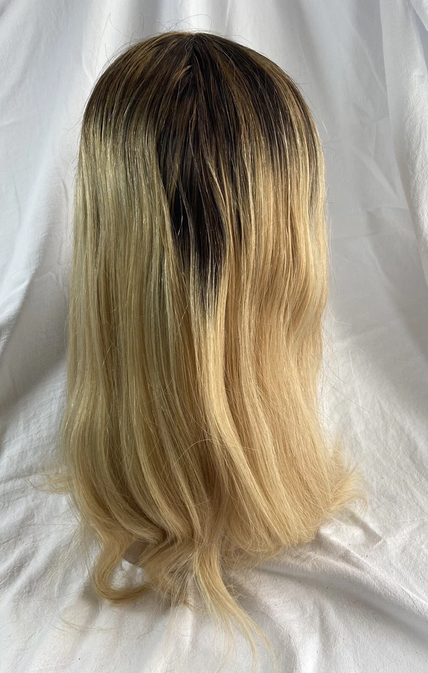100% Human Hair Wig 18-20”Hand Tied Monofilament Top,Wefted Back. Ombre Blonde - Image 3 of 4