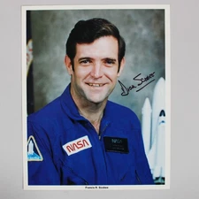 Dick Scobee Signed Photo 8x10 NASA Space Shuttle Challenger - COA JSA