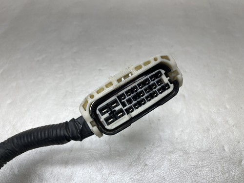 2006-2013 Lexus IS250 IS350 DRIVER LEFT SIDE HEADLIGHT WIRING PLUG PIGTAIL OEM - Picture 6 of 7