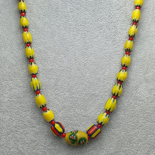 Beautiful Vintage Venetian Style Chevron and WhiteHeart Glass Beaded Necklace - Picture 21 of 21
