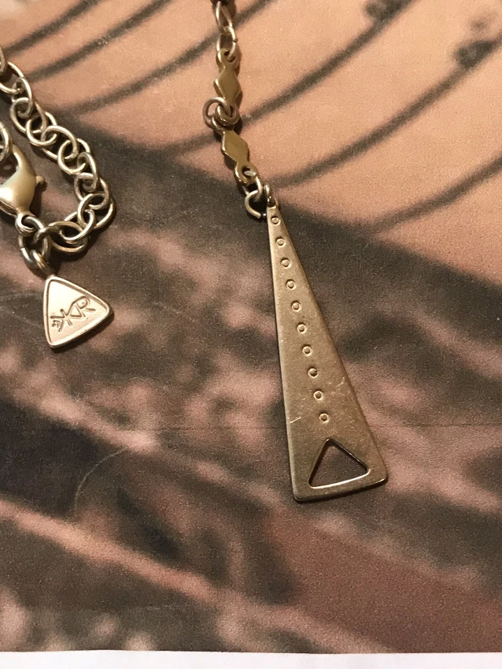 Collar SILPADA KRN0117 K&R chapado en oro latón y pirita en cascada en Y costaba $69 nuevo Foto 3 de 4