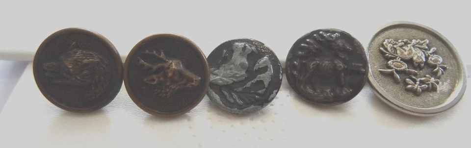5 ANCIENS BOUTONS VENERIE EQUIPAGE CHASSE BICHE EQUITATION - Photo 1/2