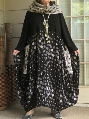 ARTSY LAGENLOOK  AVANT GARD ASYMMETRY BUBBLE DOTS DRESS WITH NECKLACE FREE SIZE