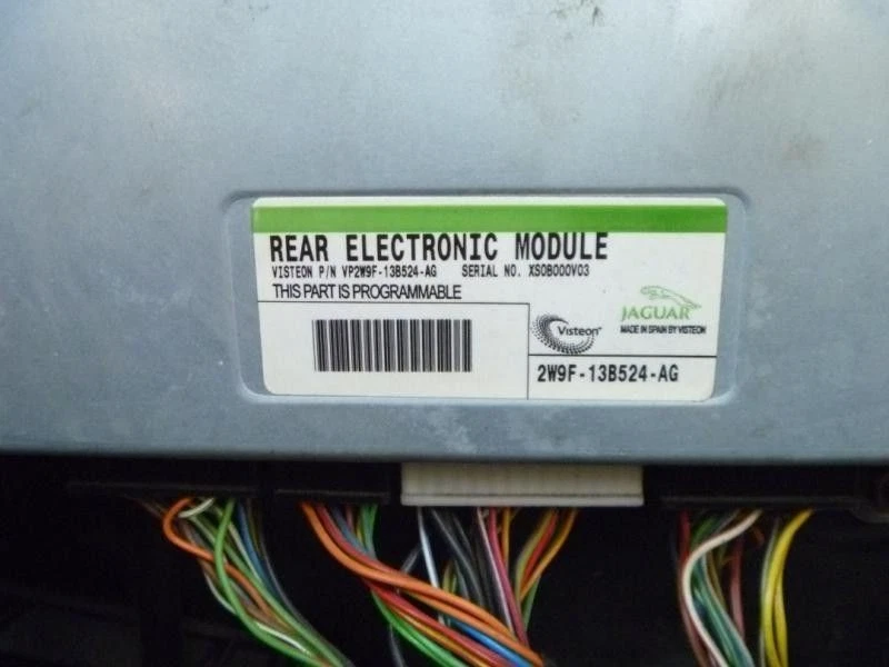 04 MÓDULO DE CONTROL ELECTRÓNICO ORDENADOR JAGUAR VANDEN PLAS 2W9F-13B524-AG Foto 3 de 4