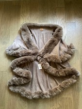 NWT Boutique Original USA Trimmed Faux Fur Cape