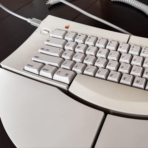 Apple Adjustable Keyboard USA Version Macintosh Dedicated Wired Rare r# - Afbeelding 3 van 18