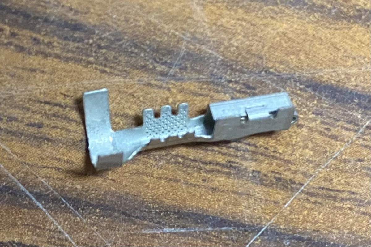 MACK Terminal 8122618 [bag of 15] | eBay 