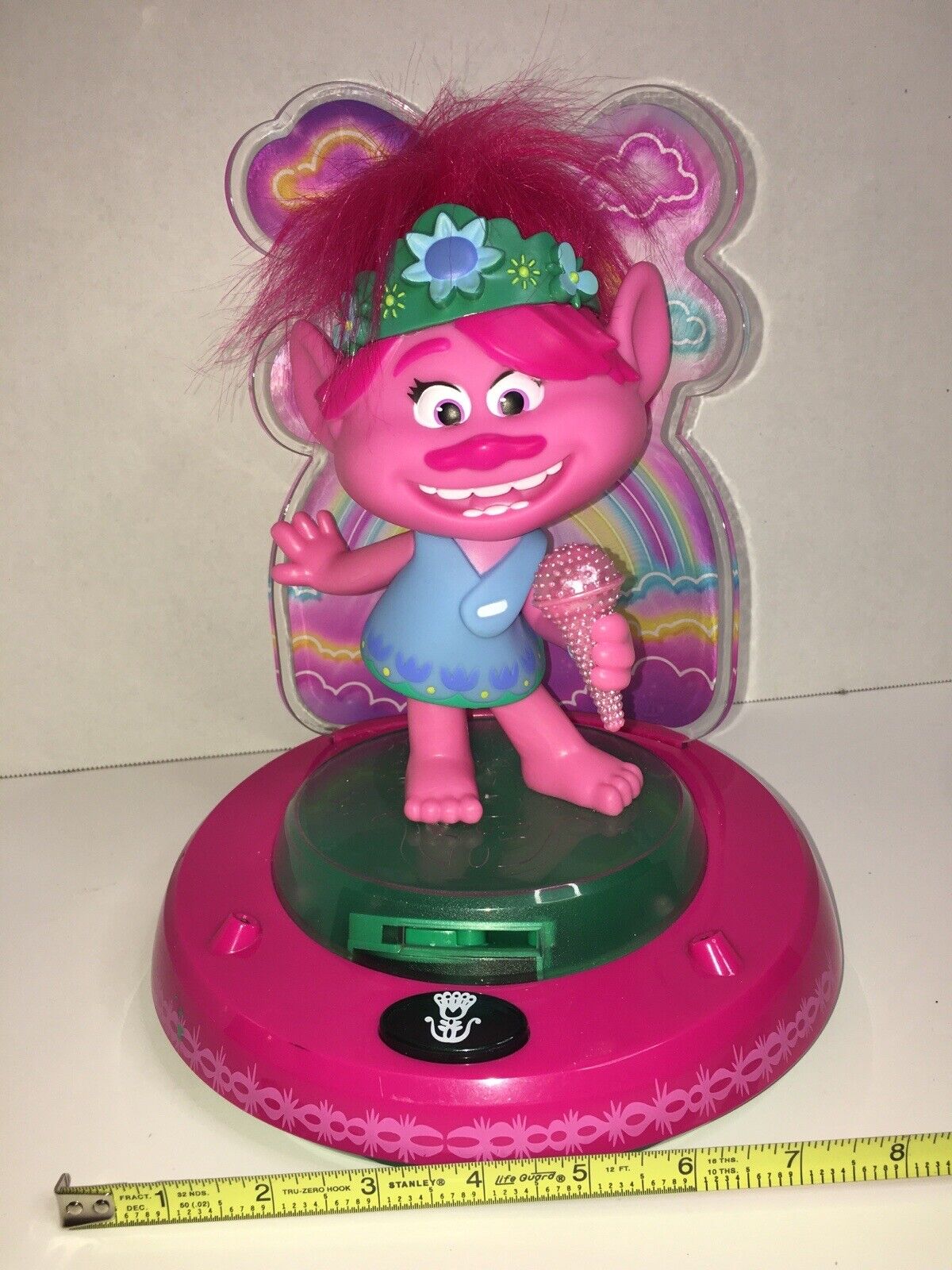 Boneca Trolls Poppy Cantora Pop – DreamToys