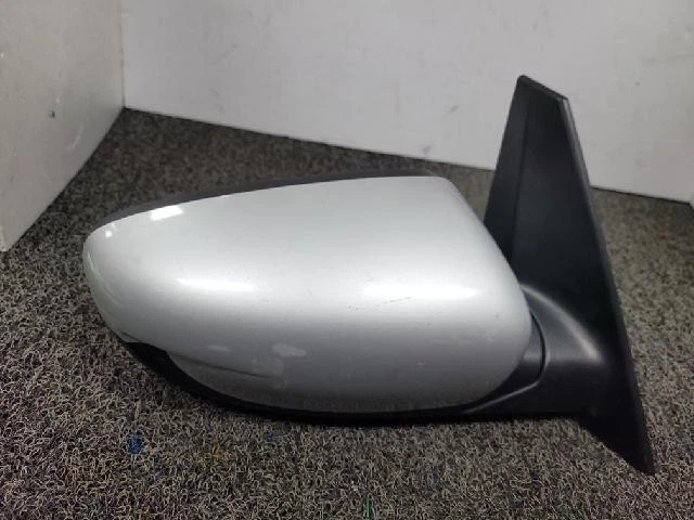 Espejo retrovisor lateral derecho plateado KIA Rondo 2015 Carens totalmente nuevo Foto 2 de 4