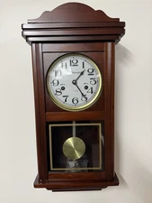 Wentworth 31 Day 23” Winding Wall Clock with Original Key. Cherry