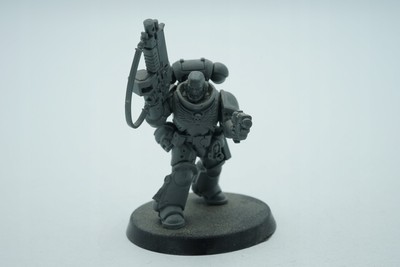 Warhammer 40k Space Marines Dark Imperium Primaris Lieutenant Plastik Miniatur