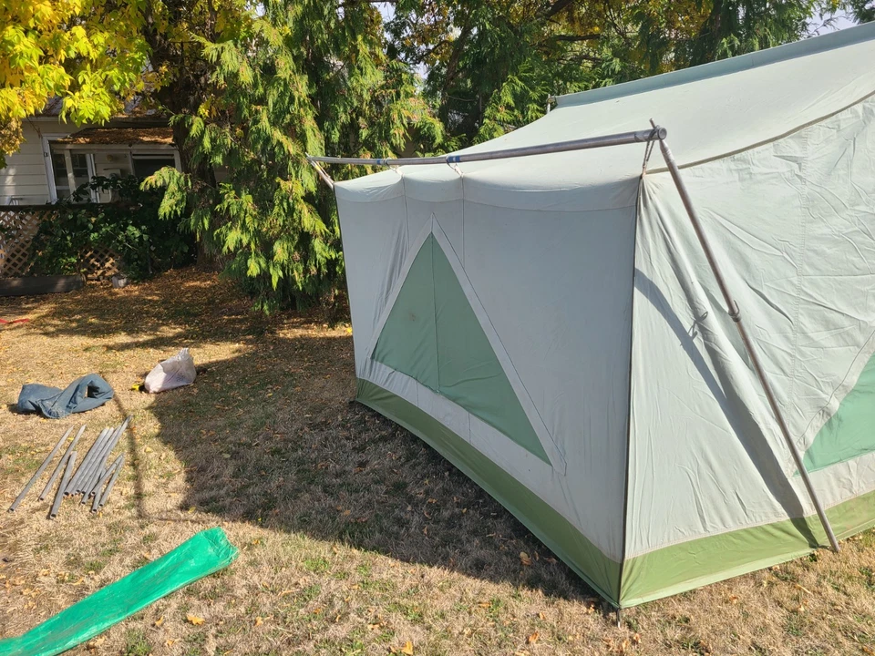 Vintage Camping Canvas Cabin Tent 9' x 12' - Image 4 of 4