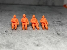 WWII 1/72/48/35/87/100/144 Scale Pilot Figures Set 4-Person 3D Printed Models