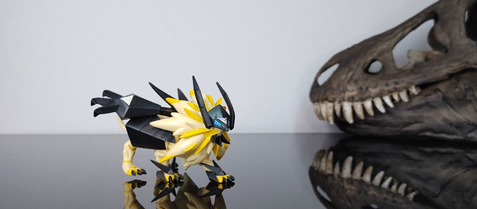 Pokemon Sun & Moon 3 Dusk Mane Necrozma Solgaleo Fusion Figure Nintendo  Tomy